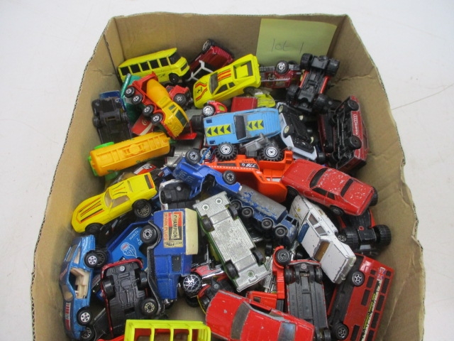 Selection of diecast vehicles to include Matchbox, Corgi etc. Lot 1