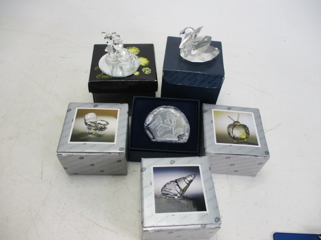 Selection of crystal collectables.