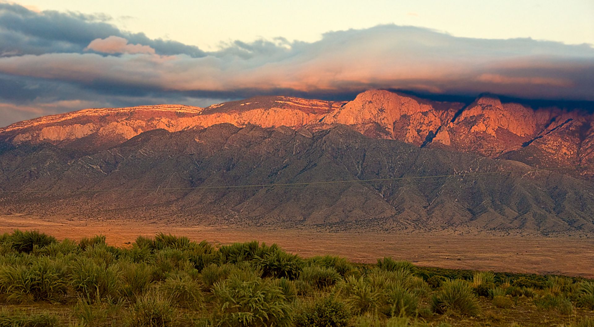 The Best of Both Worlds in Valencia County, NM!