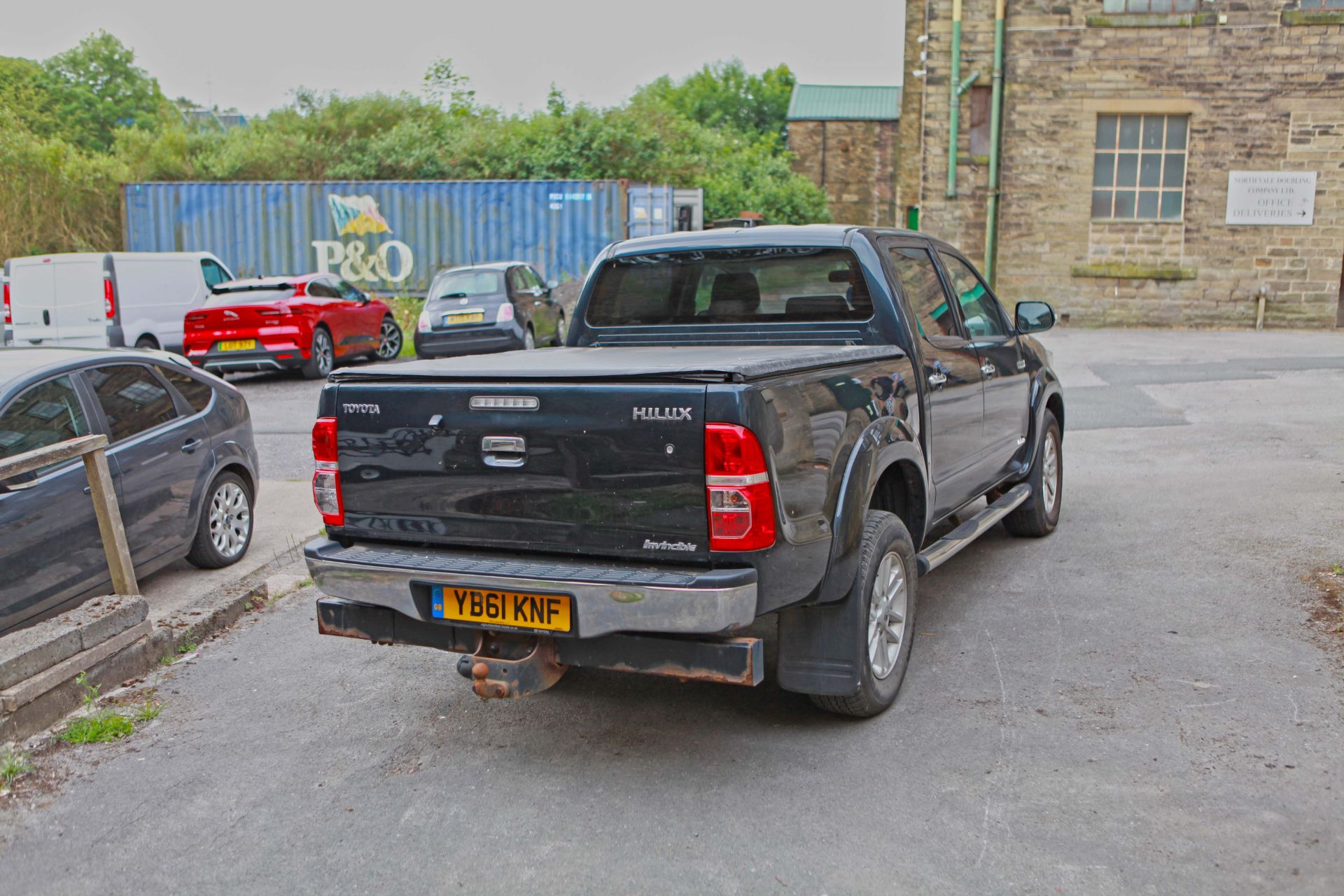 Toyota Hilux DC30 Double Cab Pick up YB61 KNF - Image 3 of 3