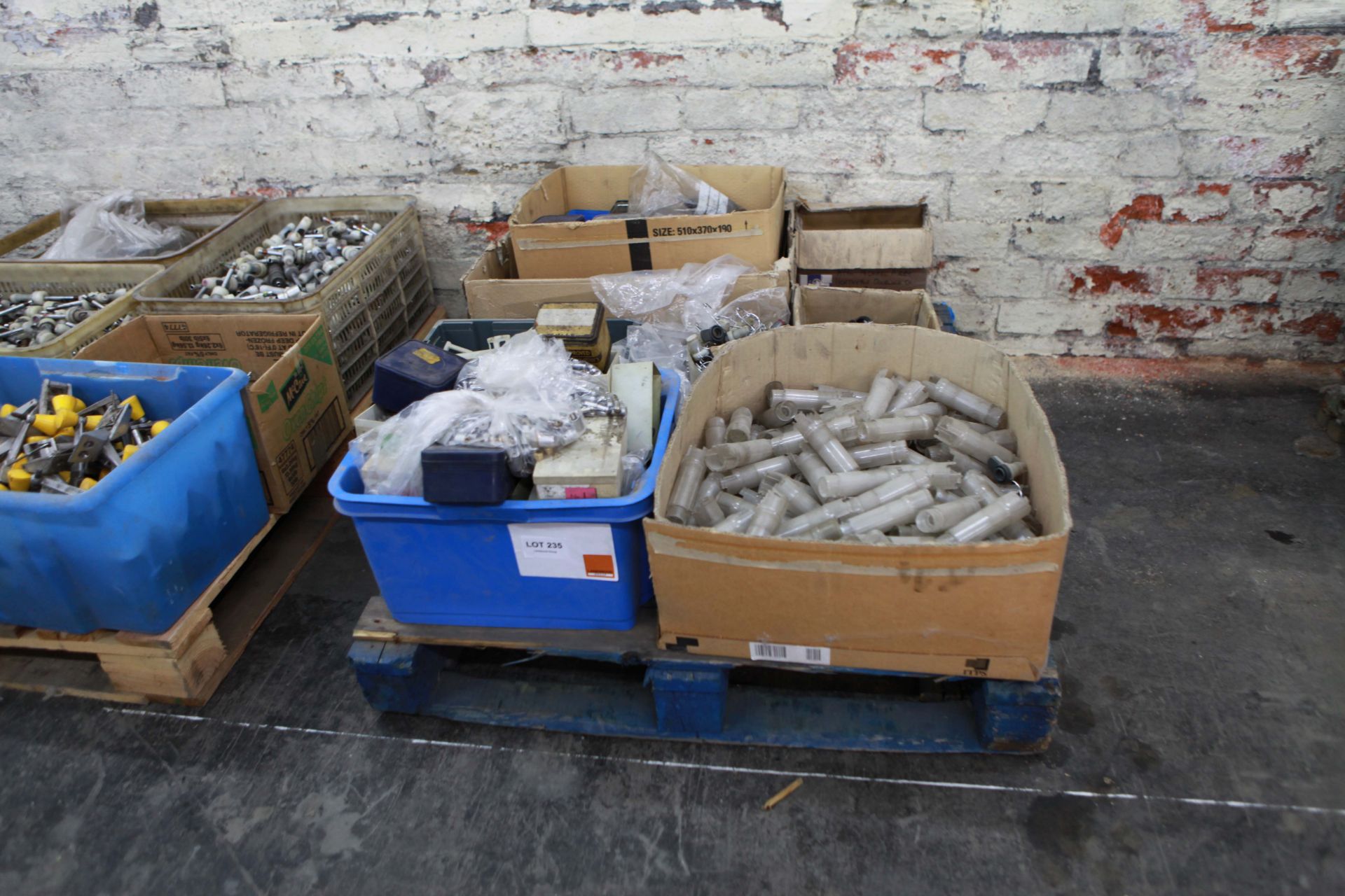 Pallet of textile machine spares