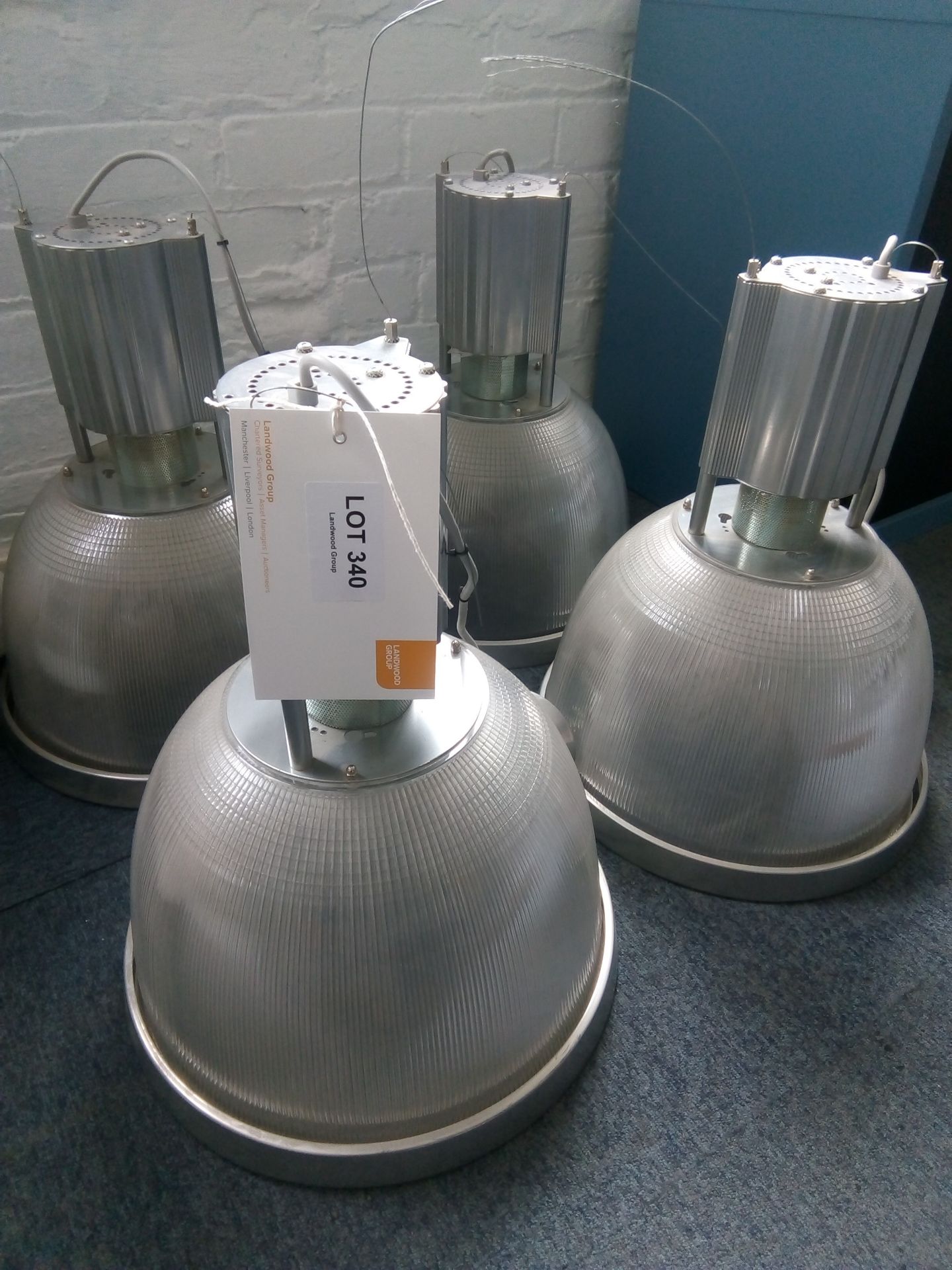 4 High intensity light fittings