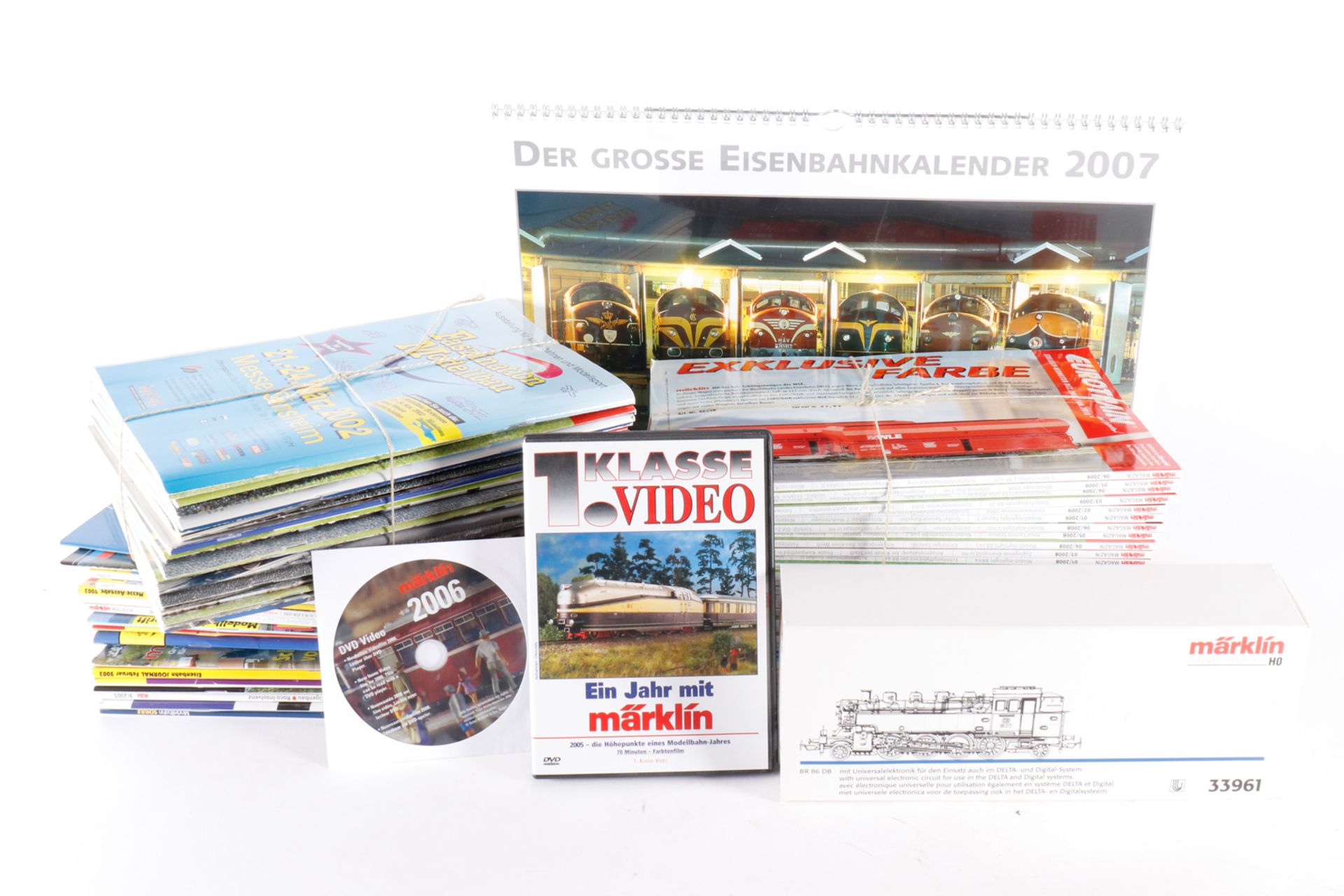 Konv. mit versch. Zeitschriften, 2 DVD, Kalender und Märklin Leer-OK 33961