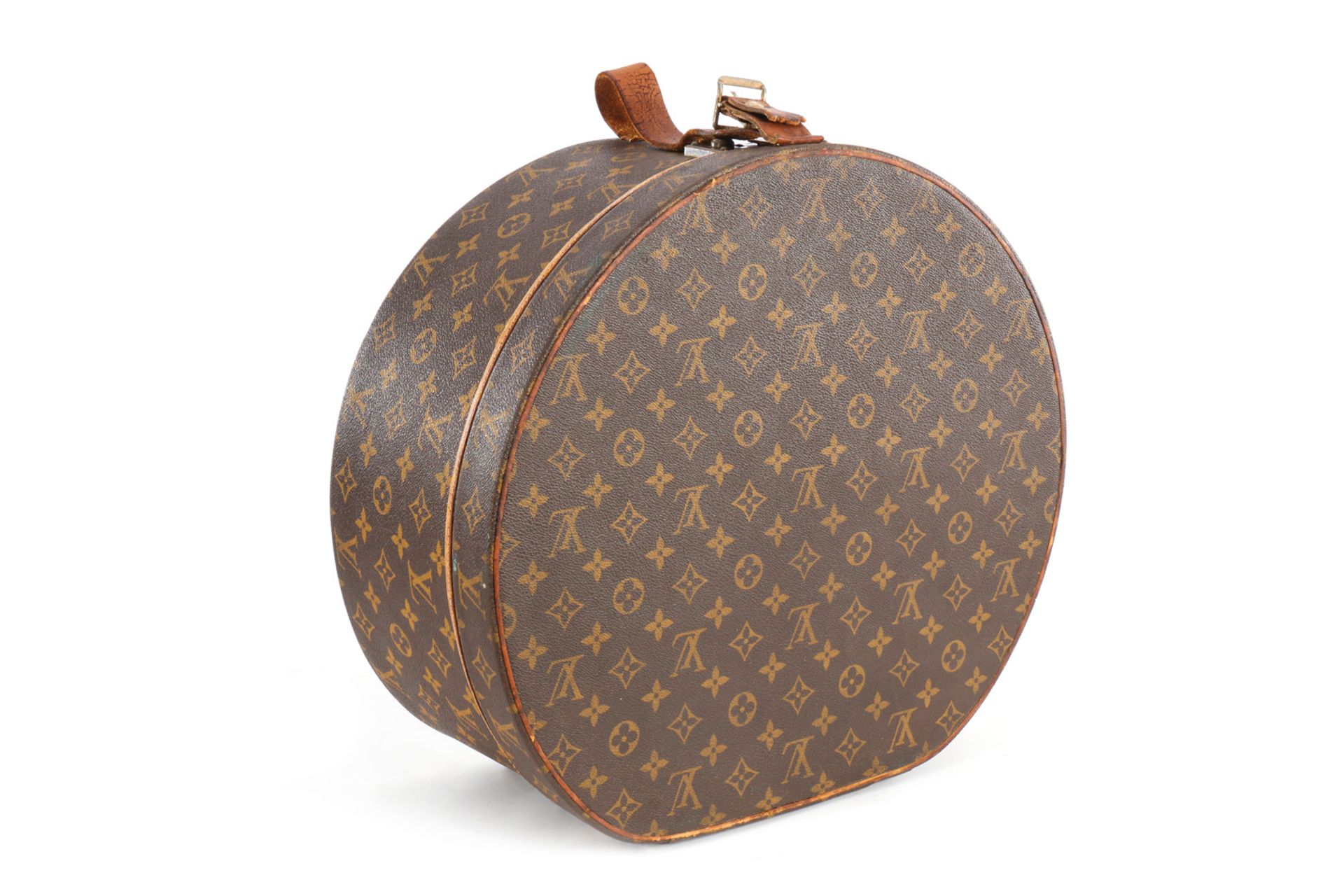 Louis Vuitton runder Hutkoffer, Made in France, auf Schlossschild Nr. 12, auf Innenseite, Louis