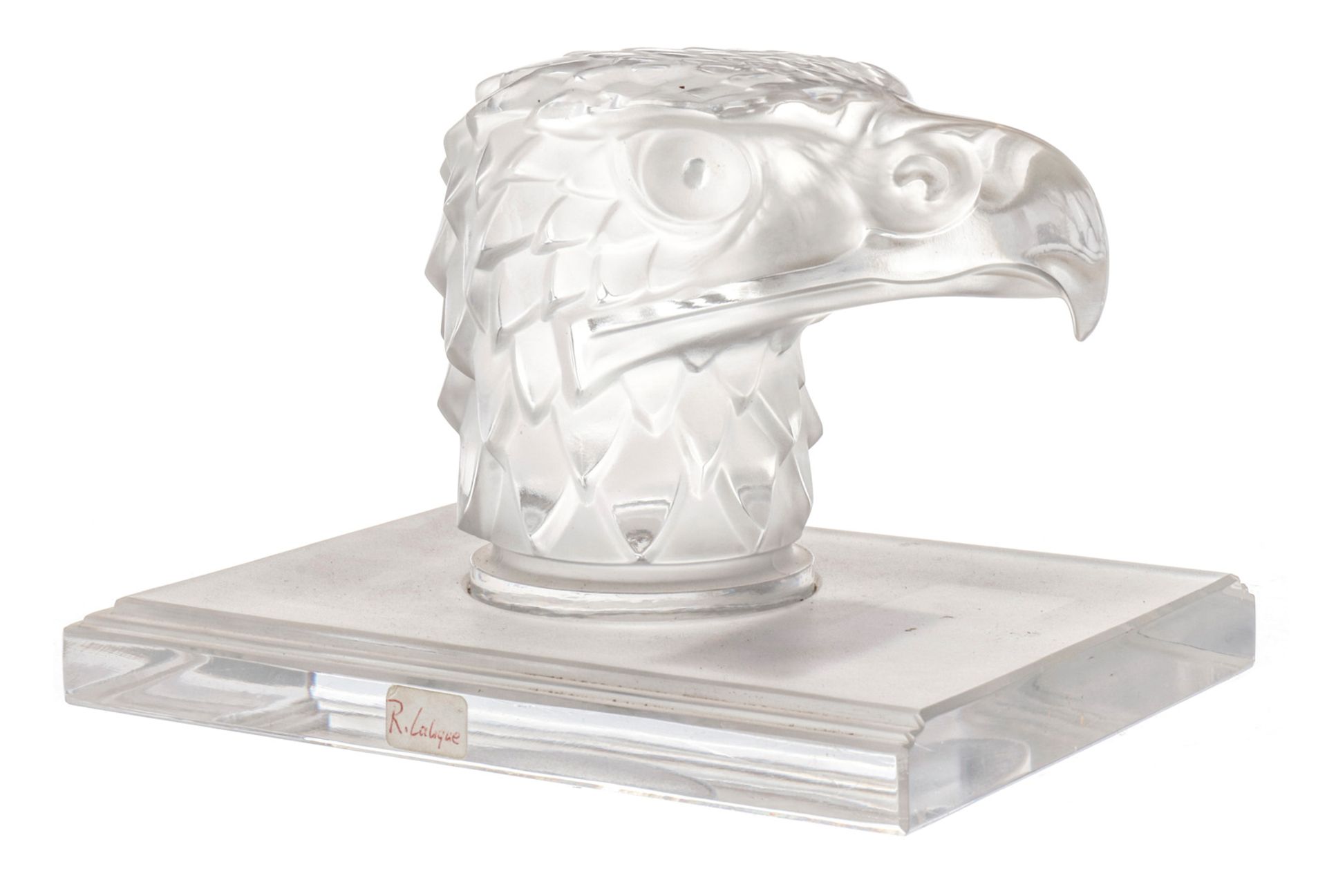 Kühlerfigur Adler, Signatur R. Lalique, Glas auf Sockel, über rechtem Auge kleiner Absprung, L 18