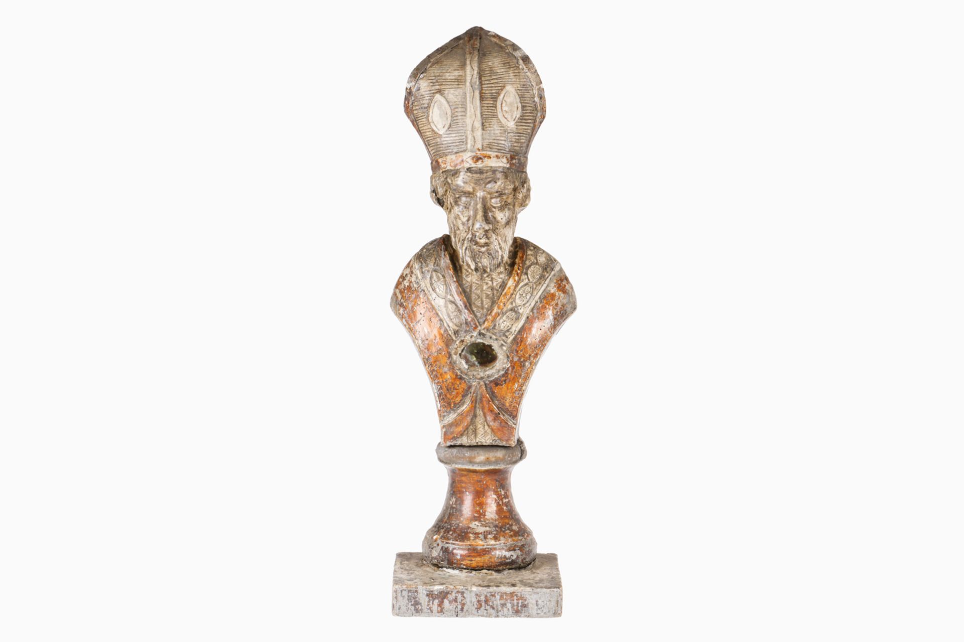 Heiligenfigur mit Mitra aus geprägter Pappe als Reliquiar, 18. Jh., Holz geschnitzt und gefasst,