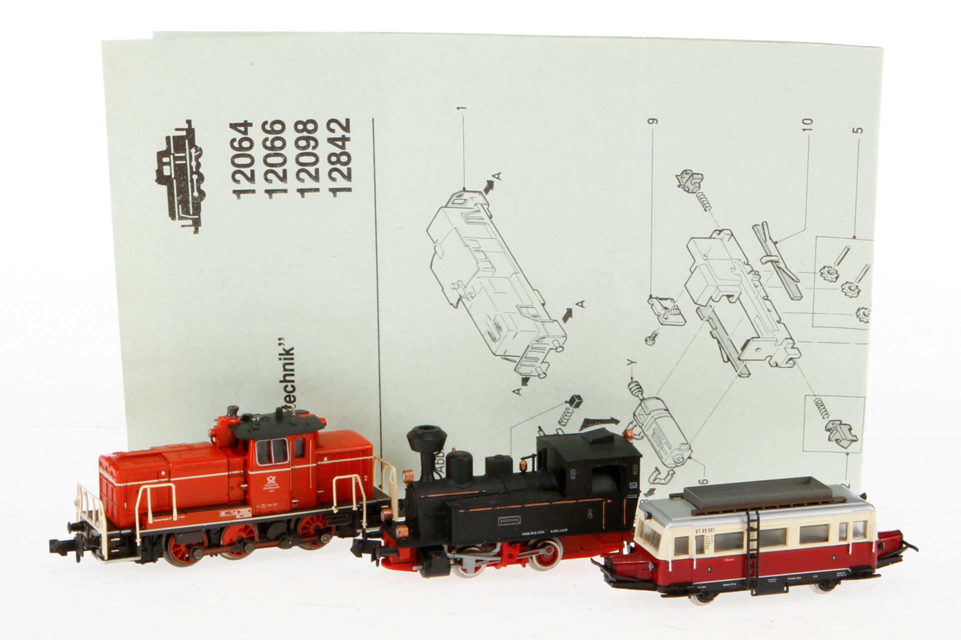 3 versch. Lokomotiven, S N, Z 3