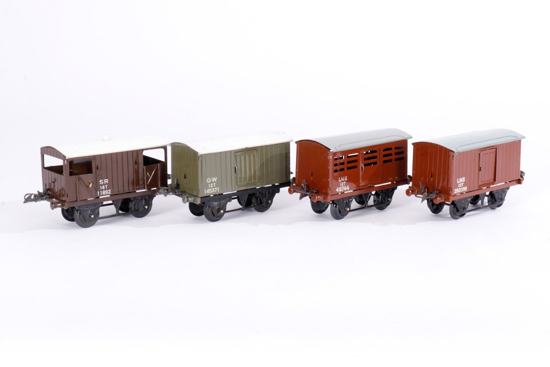 4 Hornby Güterwagen, S 0, je im OK, Z 3