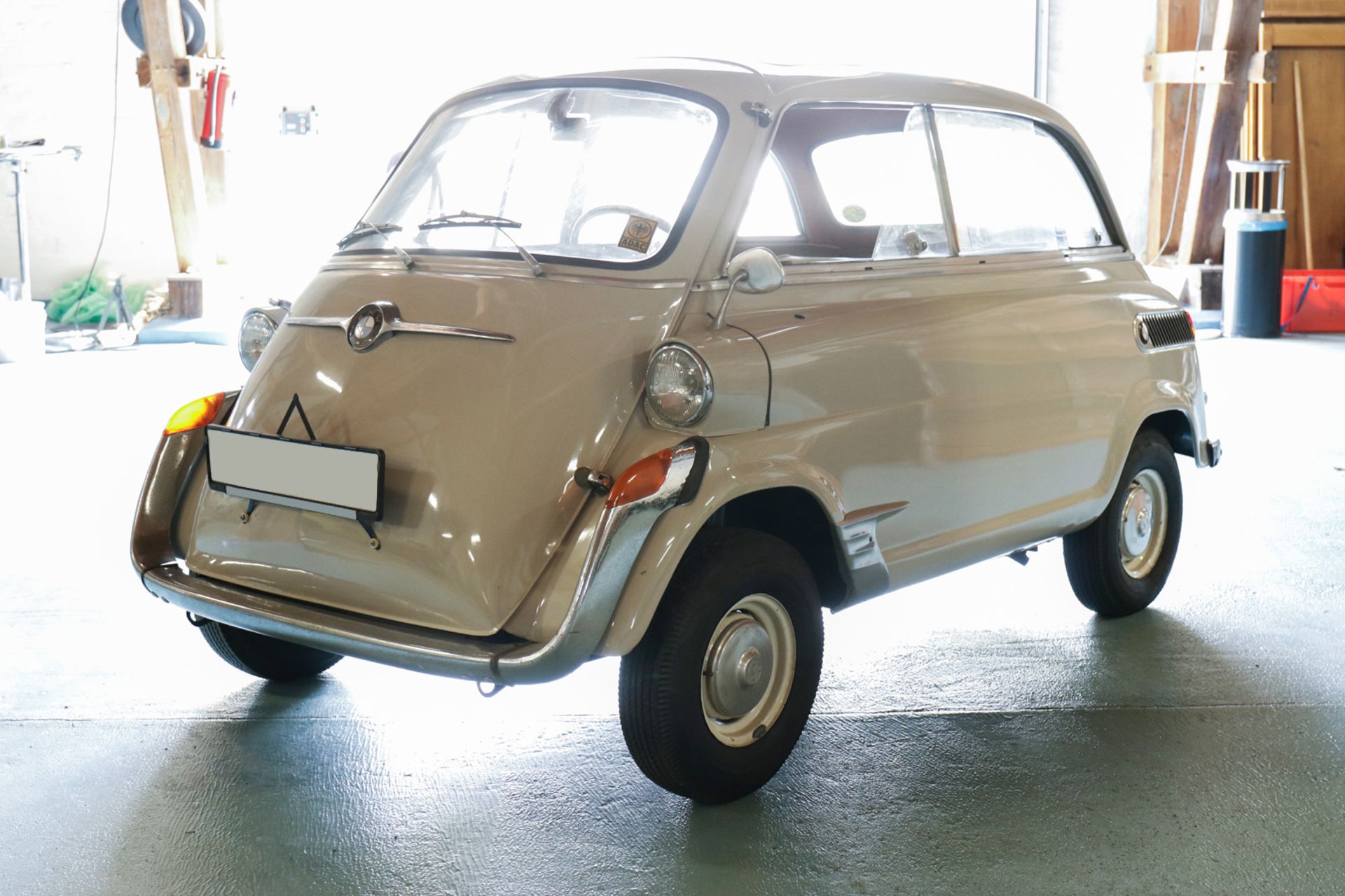 Oldtimer Kleinwagen BMW Isetta 600 145001 PS 19,5 / 4500, 2 Zylinder Boxer / Zenith Vergaser ccm 582 - Bild 2 aus 24