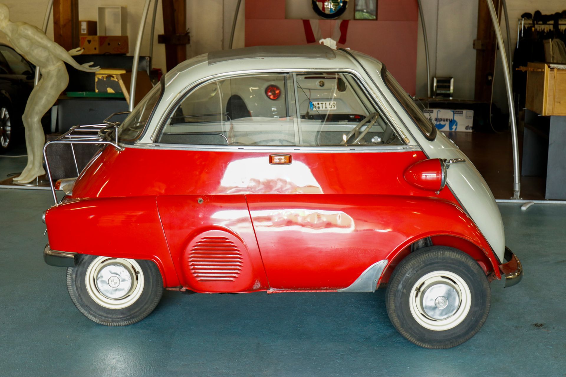 Oldtimer Kleinwagen BMW Isetta 250 464388 PS 12 / 5800, ccm 245, 2 Sitzplätze, 01.07.1960, Faltdach, - Bild 13 aus 21