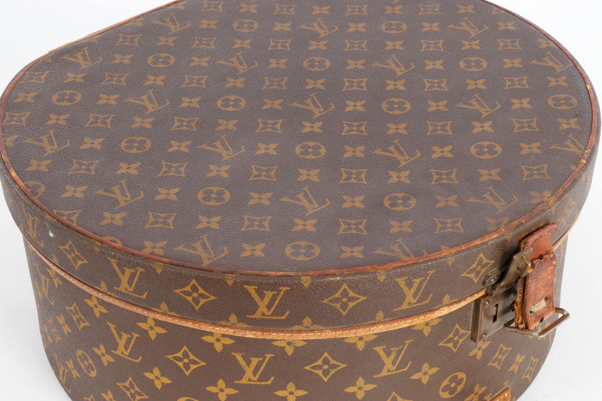 Louis Vuitton runder Hutkoffer, Made in France, auf Schlossschild Nr.12, auf Innenseite, Louis - Image 4 of 6