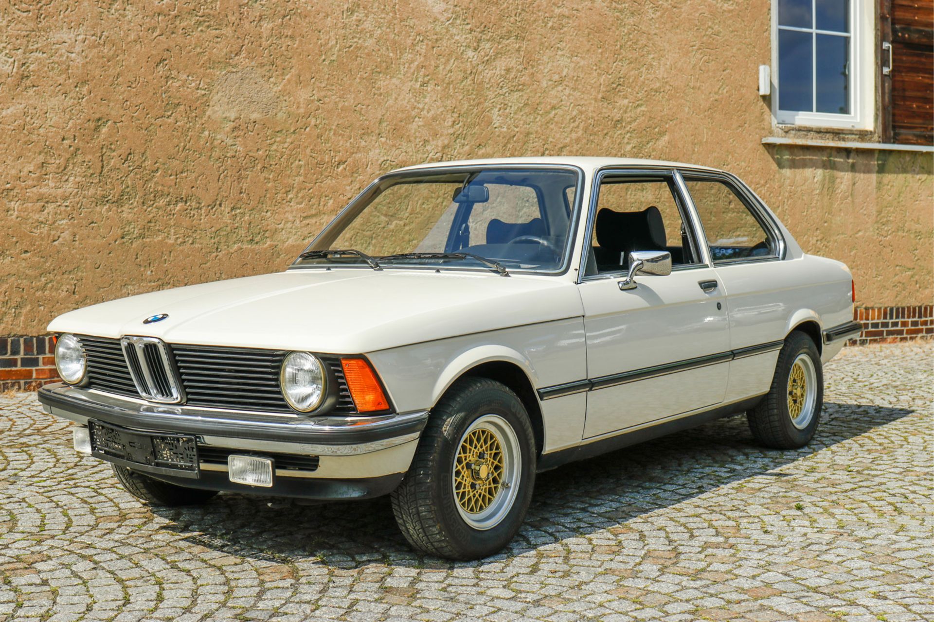BMW 318/E 21 Baujahr: 21.09.1978, 4 Zylinder, 1766 ccm, 98 PS/5800, Automatik. 1. Hand, 56478