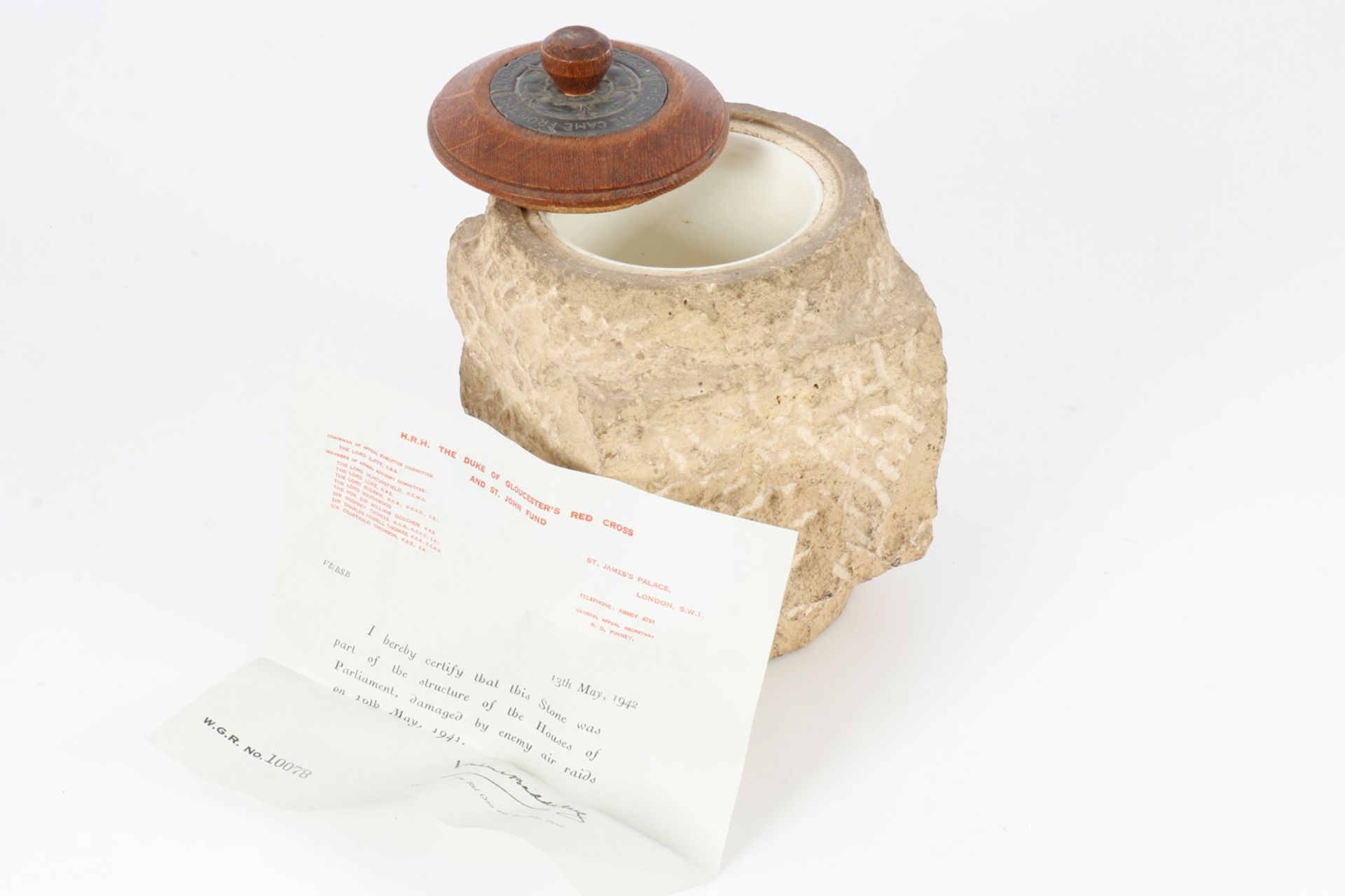 Memorabilia Dose aus einem Stück Sandstein, des Gebäudes ”Houses of Parliament”, London, No.10078, m - Bild 3 aus 6