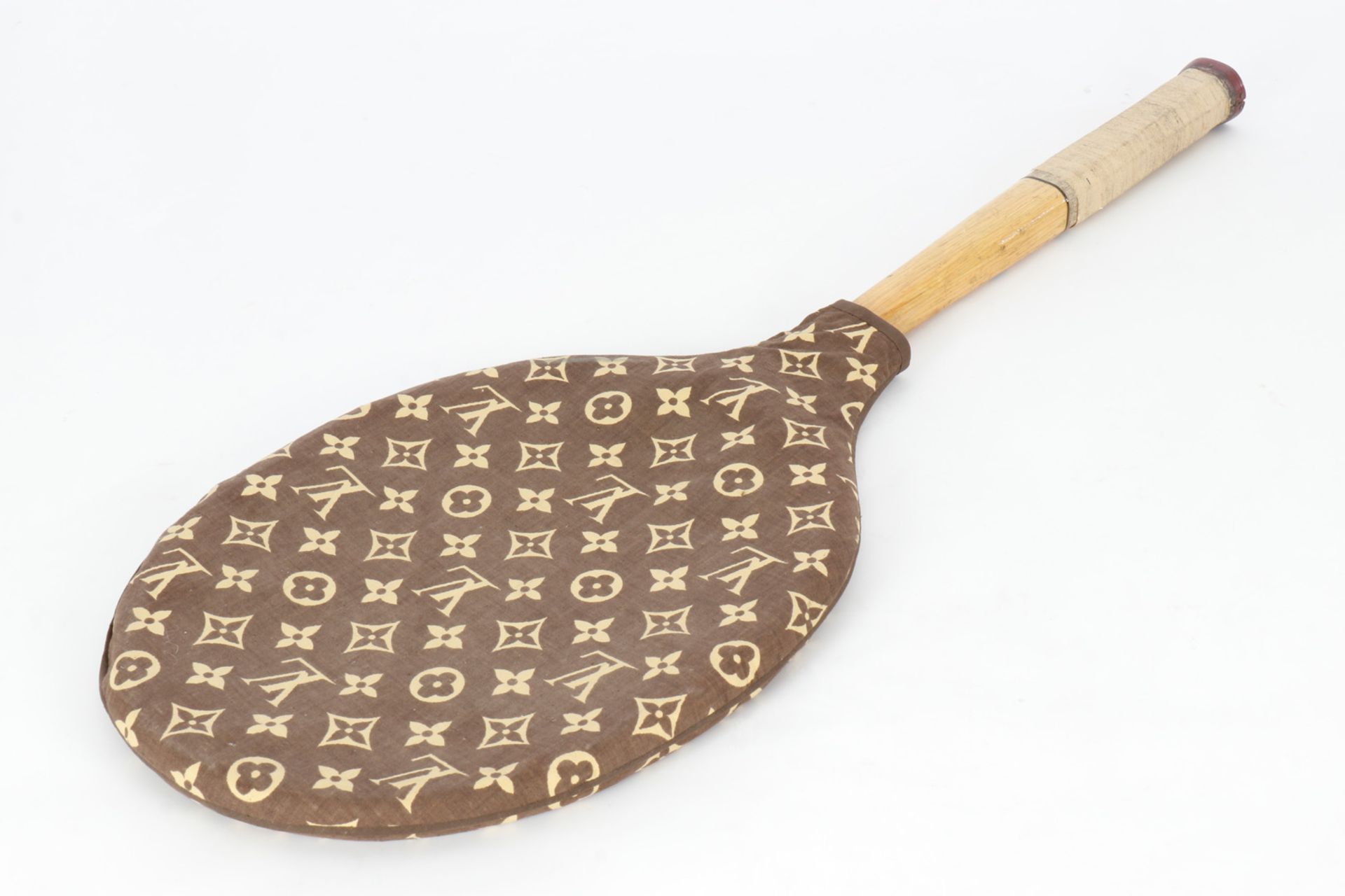 Benaglio Tennisschläger mit Louis Vuitton Schutzhülle aus Stoff, L 70