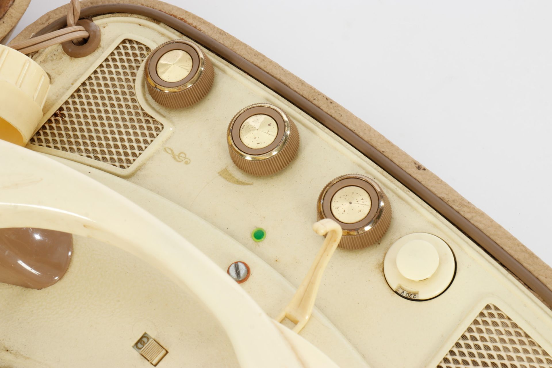 Telefunken Plattenspieler mit Plattenwechsler, im Koffer, 60er Jahre, Lautsprecherabdeckung defekt,  - Bild 2 aus 3