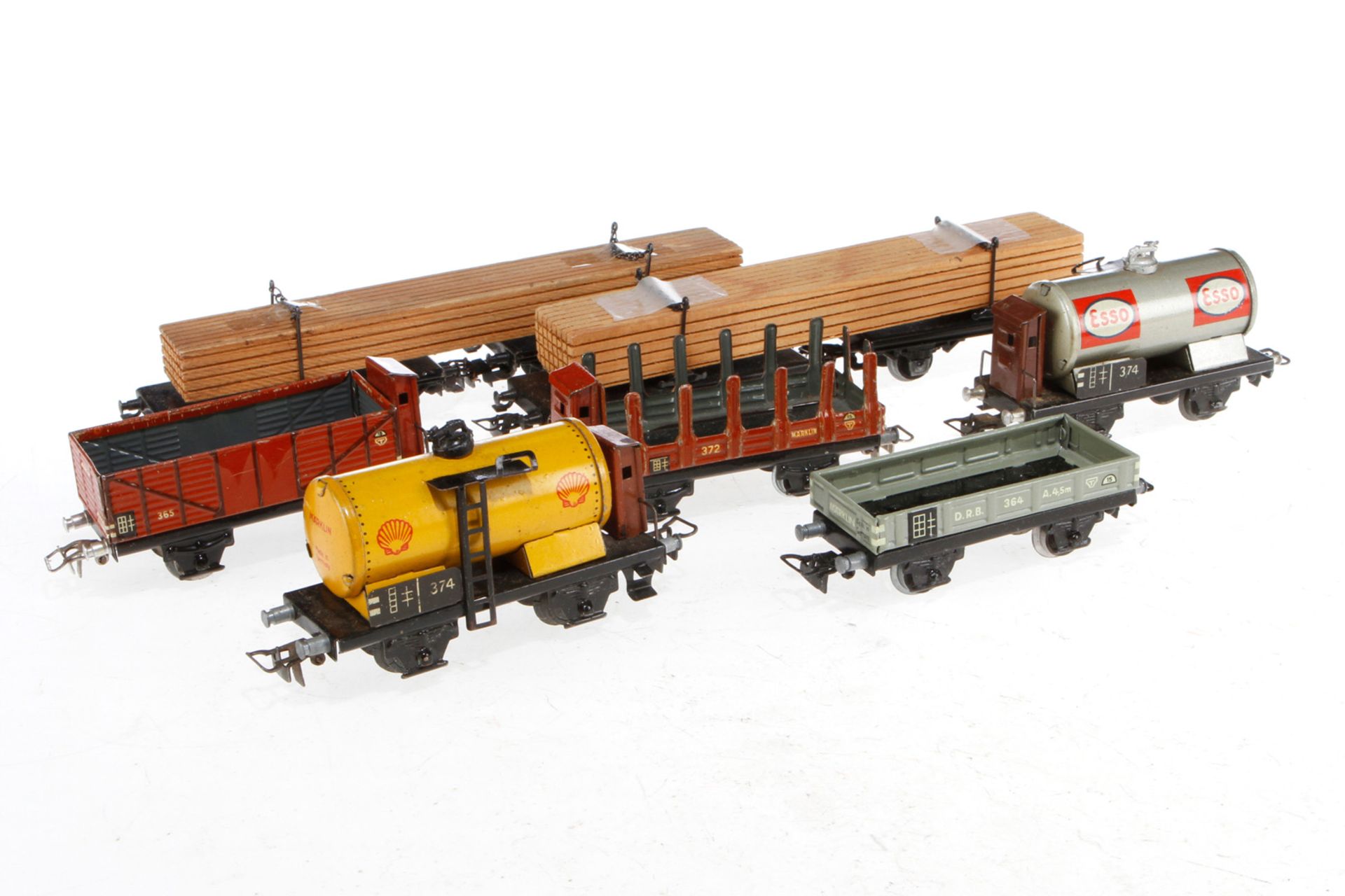 Konv. 7 versch. Märklin Wagen, S H0, Blech, darunter 372 und 374, Z 3