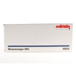Märklin Planewagen “Museum 1993“ 85830, S 1, hellgrau, Alterungsspuren, L 31, im leicht besch. OK,