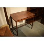 Victorian oak side table. Water stains and marks to the top. A charming table. 82 x 57 x 72 cm