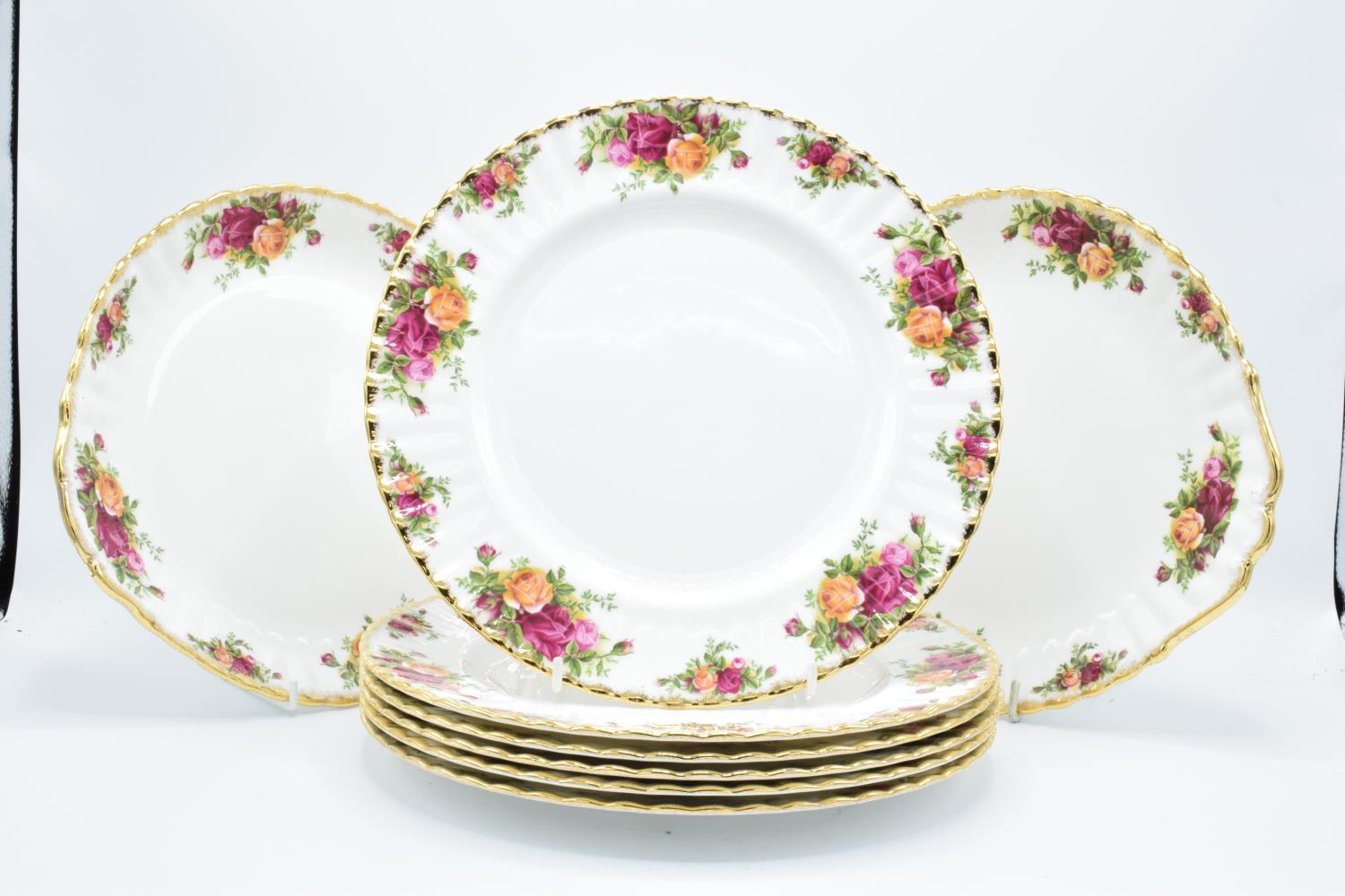 Royal Albert Old Country Roses 10'' dinner plates (6) together with 2 cake plates (8 pieces in