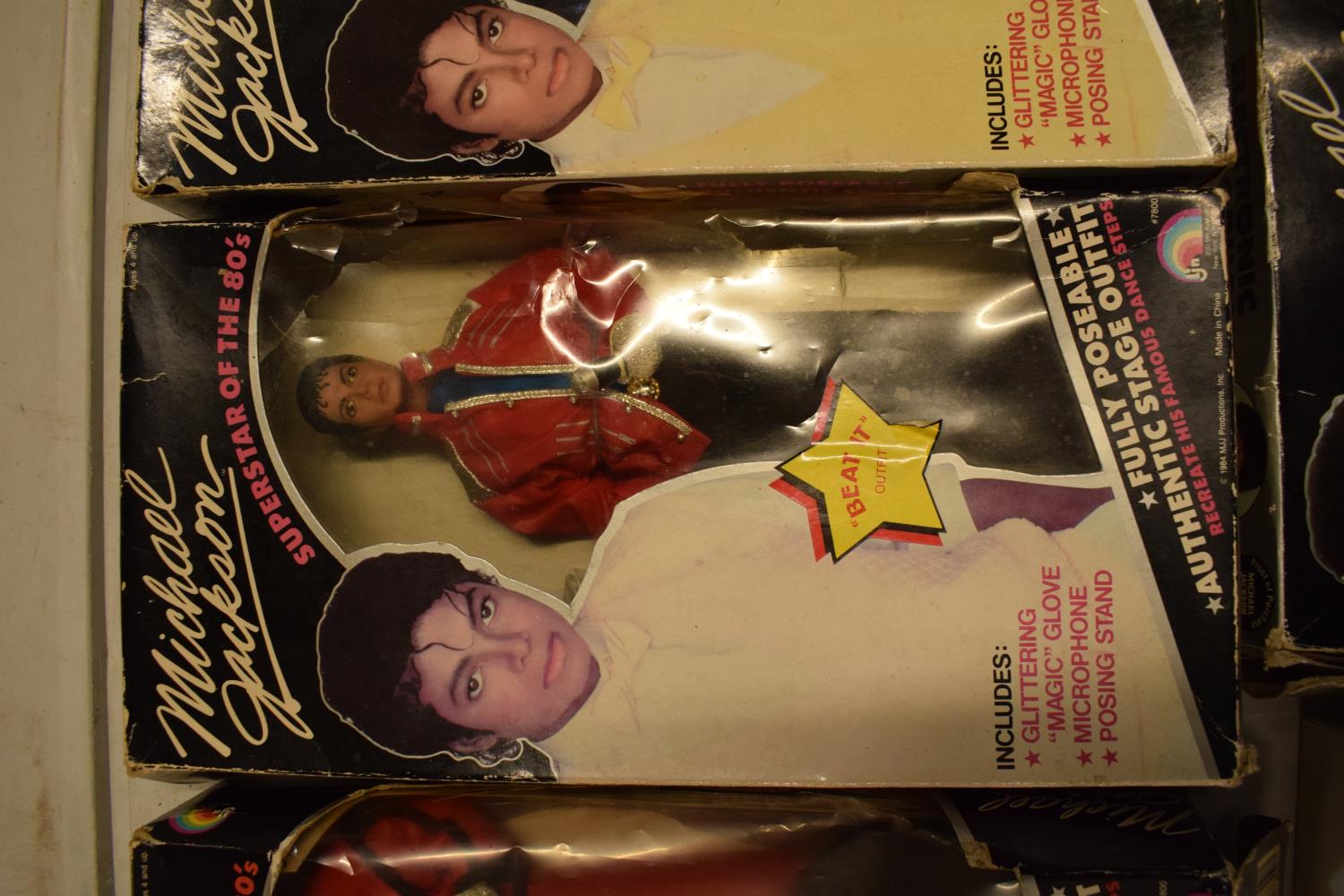 A collection Michael Jackson figures and toys to include 'BAD' figure, electronic microphone and - Image 6 of 9