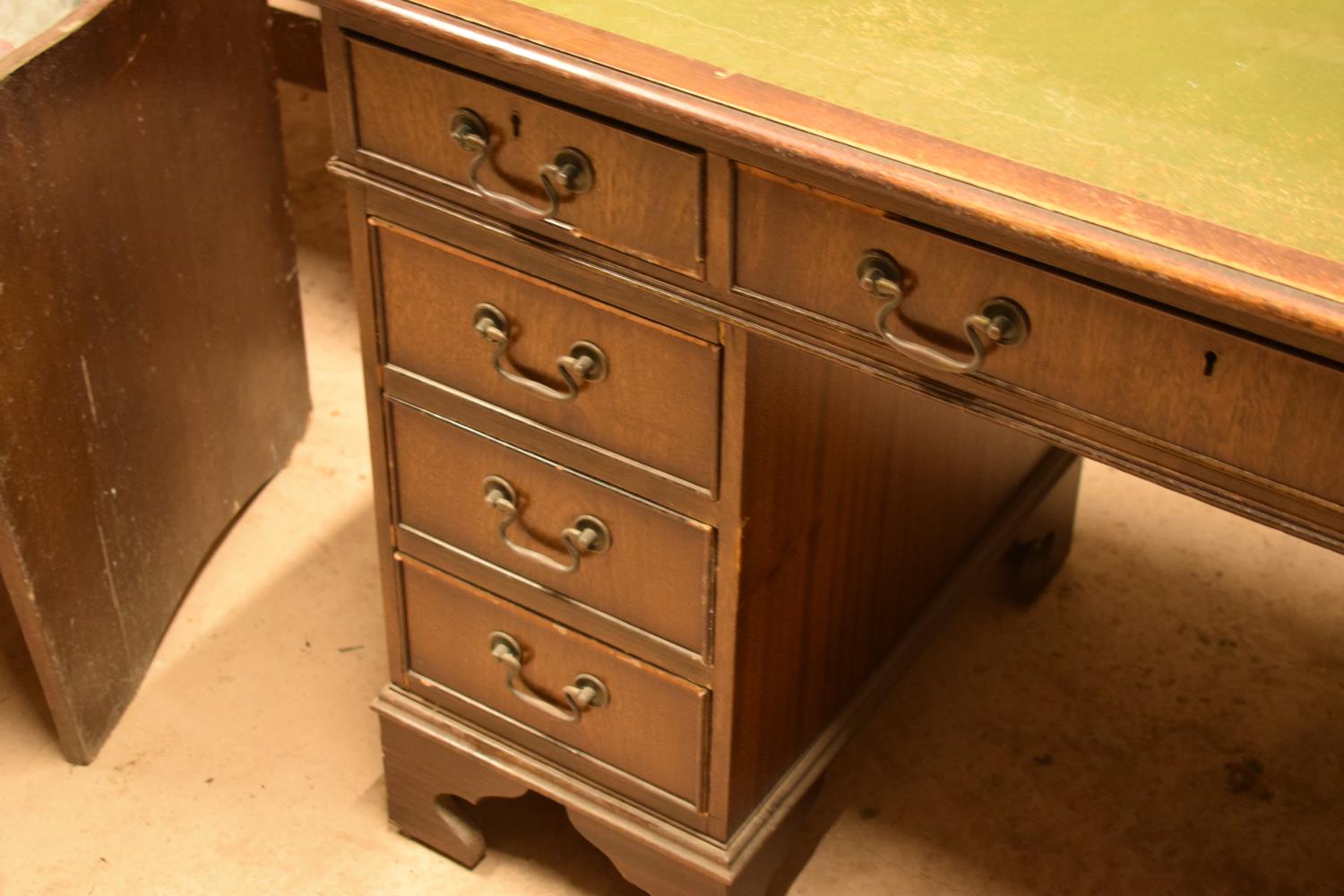 Reproduction wooden desk with leather insert. In need of attention. A bit tatty with cracks to - Image 3 of 5