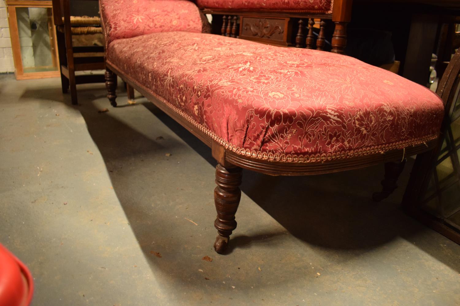 Edwardian upholstered mahogany chaise-longue. The springs have gone spongey. Damage to the carving - Image 5 of 5