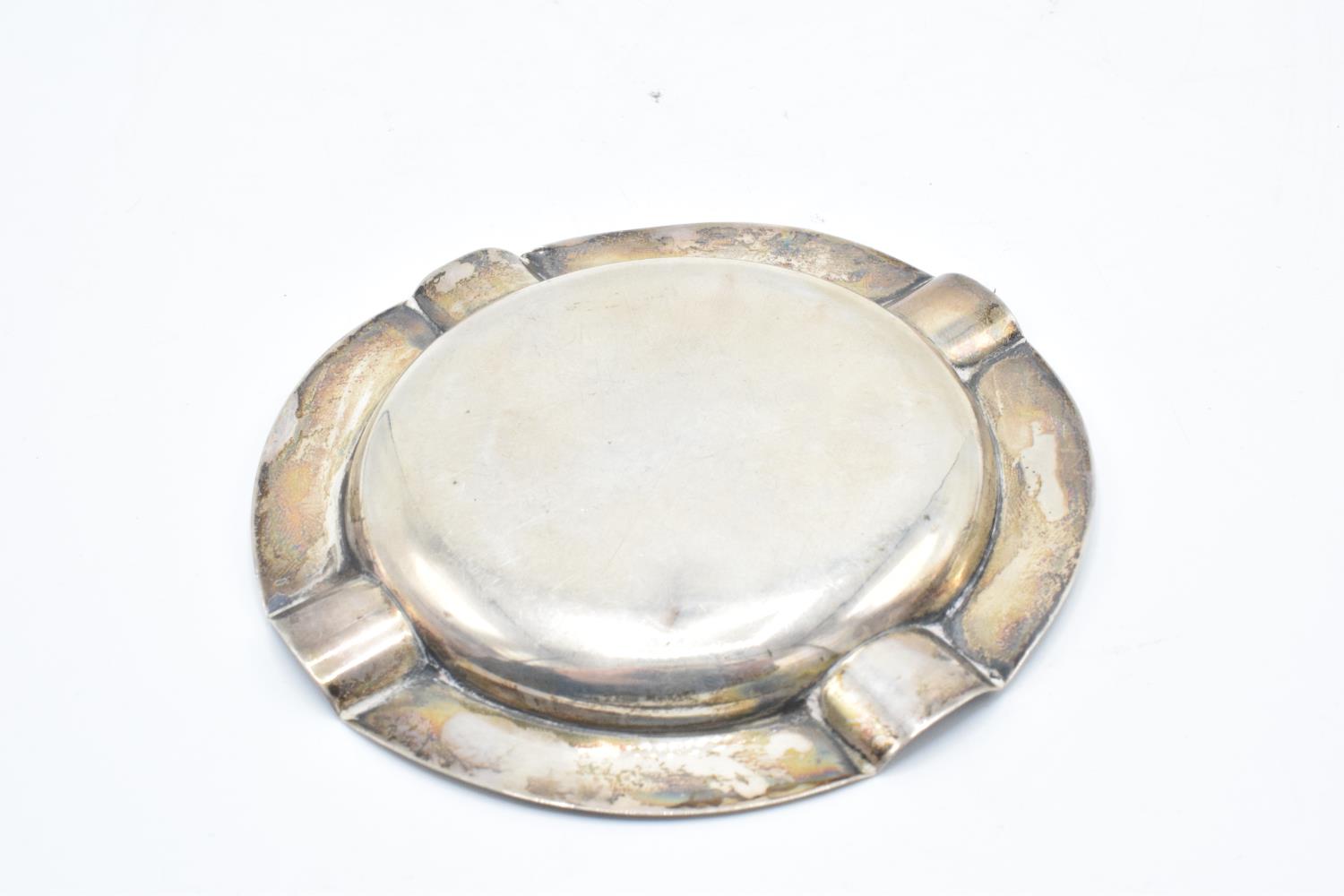 Silver ashtray (Birmingham 1926) and a silver collar (Birmingham 1904) (59.9 grams) (2). Collar sold - Image 4 of 4