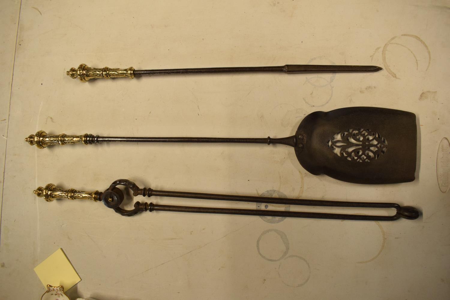 Brass and metal fire companion set (heavy duty). No postage, condition reports or extra photos are