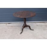 Victorian oak circular drop leaf table