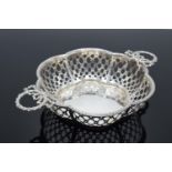 Ornate silver sweet /bonbon dish 96.0 grams Birmingham 1919.