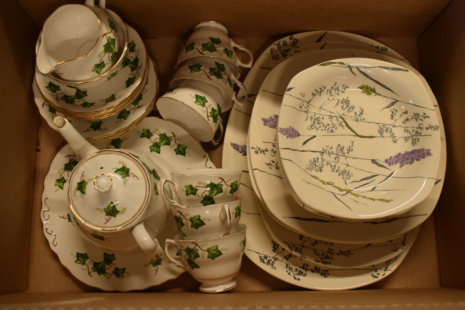 A mixed collection of tea ware to include Colclough in a green lily design to include a teapot, milk