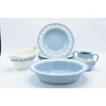 Wedgwood Embossed Queen's Ware to include a sugar pot (no lid), 4 8 1/4 '' bowls and an oval