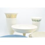 A mixed collection of Wedgwood to include Queensware and Cream ware such as vases, bowls, trinkets