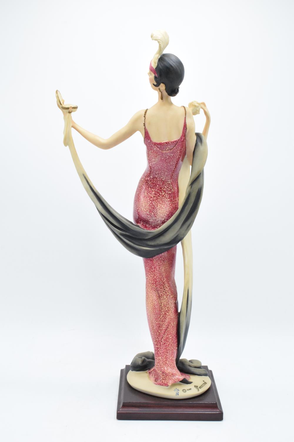 Giuseppe Armani Figurine "Lady with Compact" Mounted on Wooden Base, 1987 Limited Edition My Fair - Image 3 of 6