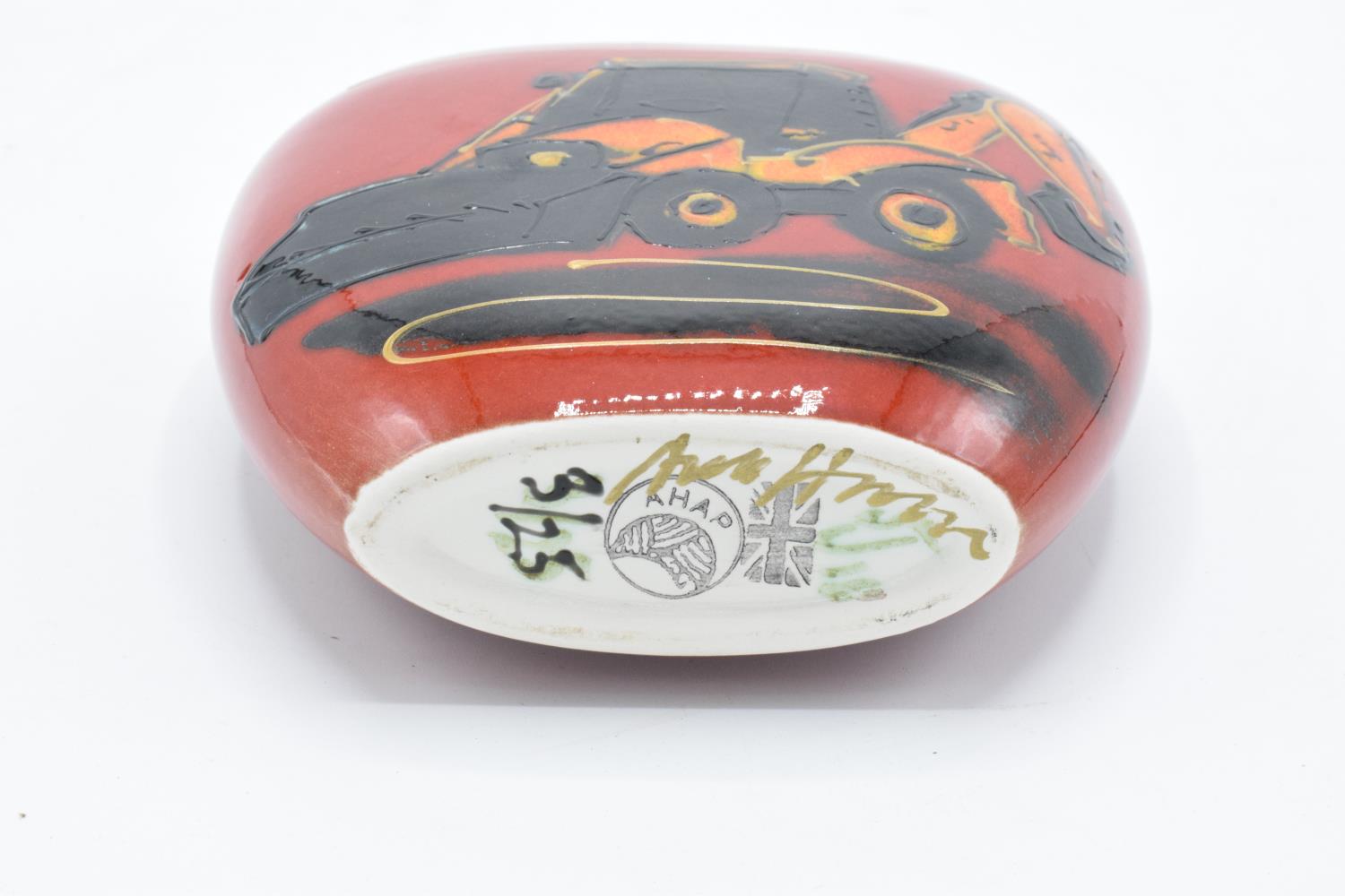 Anita Harris Art Pottery limited edition vase of a Digger: produced in an exclusive edition of 25 - Image 3 of 3