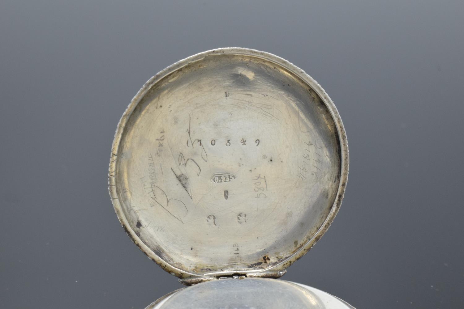 A collection of silver and silver coloured items to include a vesta case (Birmingham 1902) (holes to - Image 9 of 21