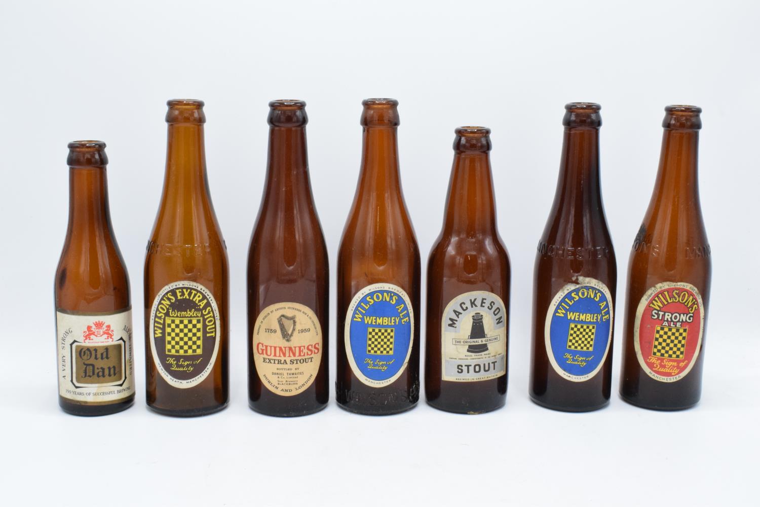 A collection of vintage 20th century beer bottles (mainly brown) to include makes such as Mackeson - Image 4 of 6