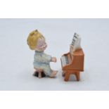 Beswick Bedtime Chorus figure Pianist 1801 together with the piano (2). In good condition with no