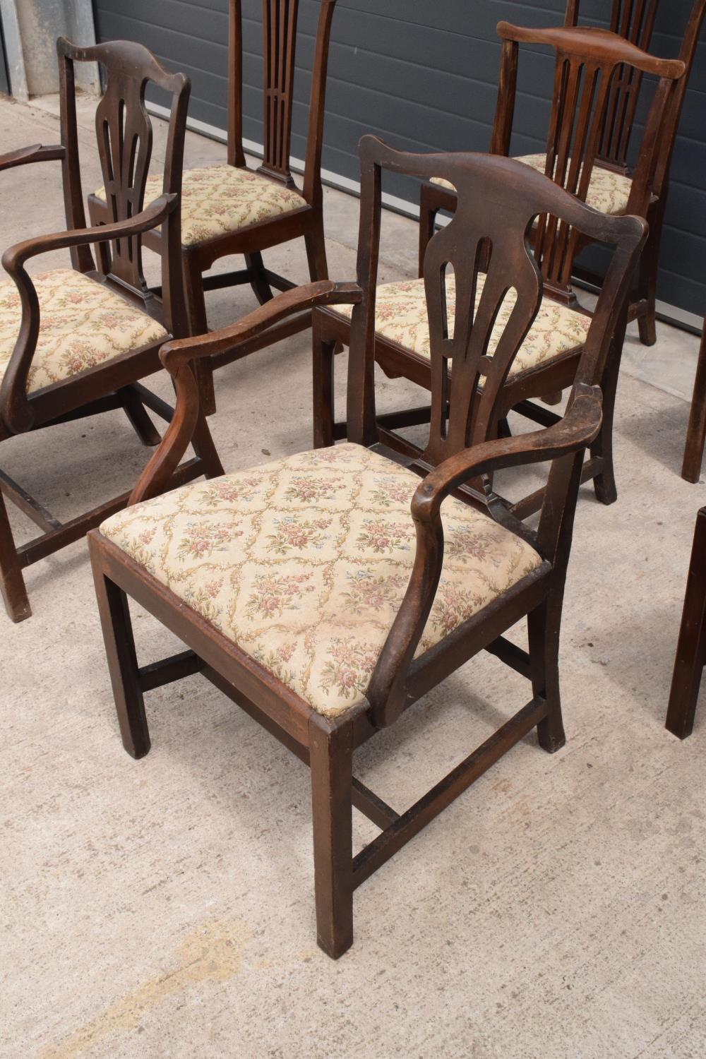 George III mahogany set of country Chippendale style dining chairs to consist of 2 carver chairs - Image 8 of 9