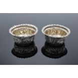 A pair of silver salts (Birmingham 1902 William Aitkin) 24.9 grams. In good condition with no