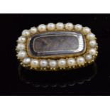 Georgian 18ct gold (tested) pearl mourning brooch 1823. Gross weight 4.3 grams. With inscription