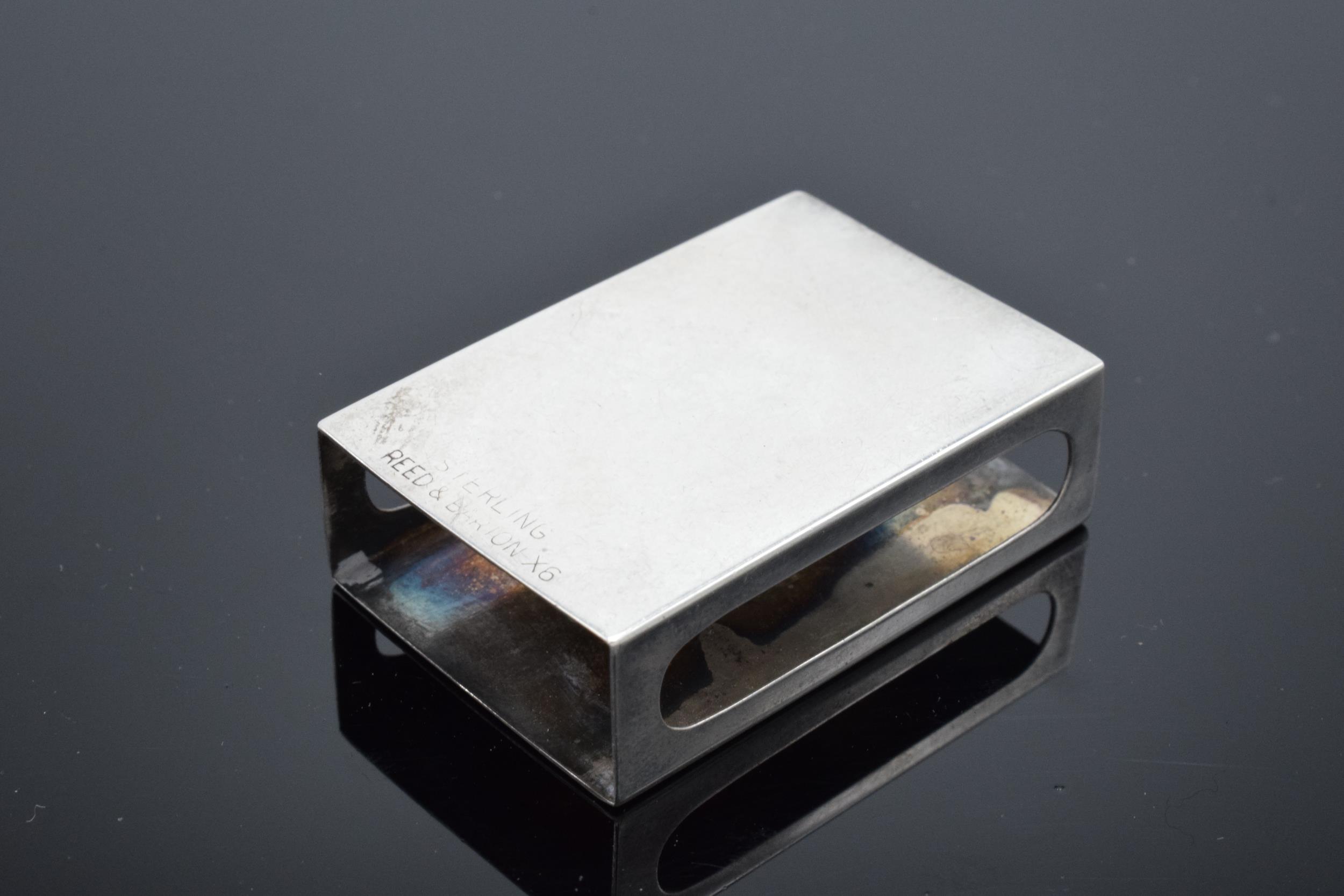 A sterling silver match box holder 'Bull and Bear' by Reed and Barton. 11.9 grams. - Image 4 of 6