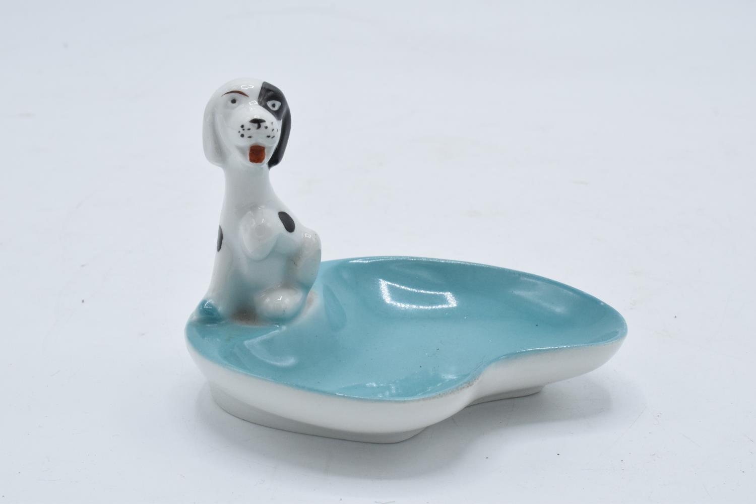 A Tosca Fine China of Germany model of a dog ashtray. In good condition with no obvious damage or