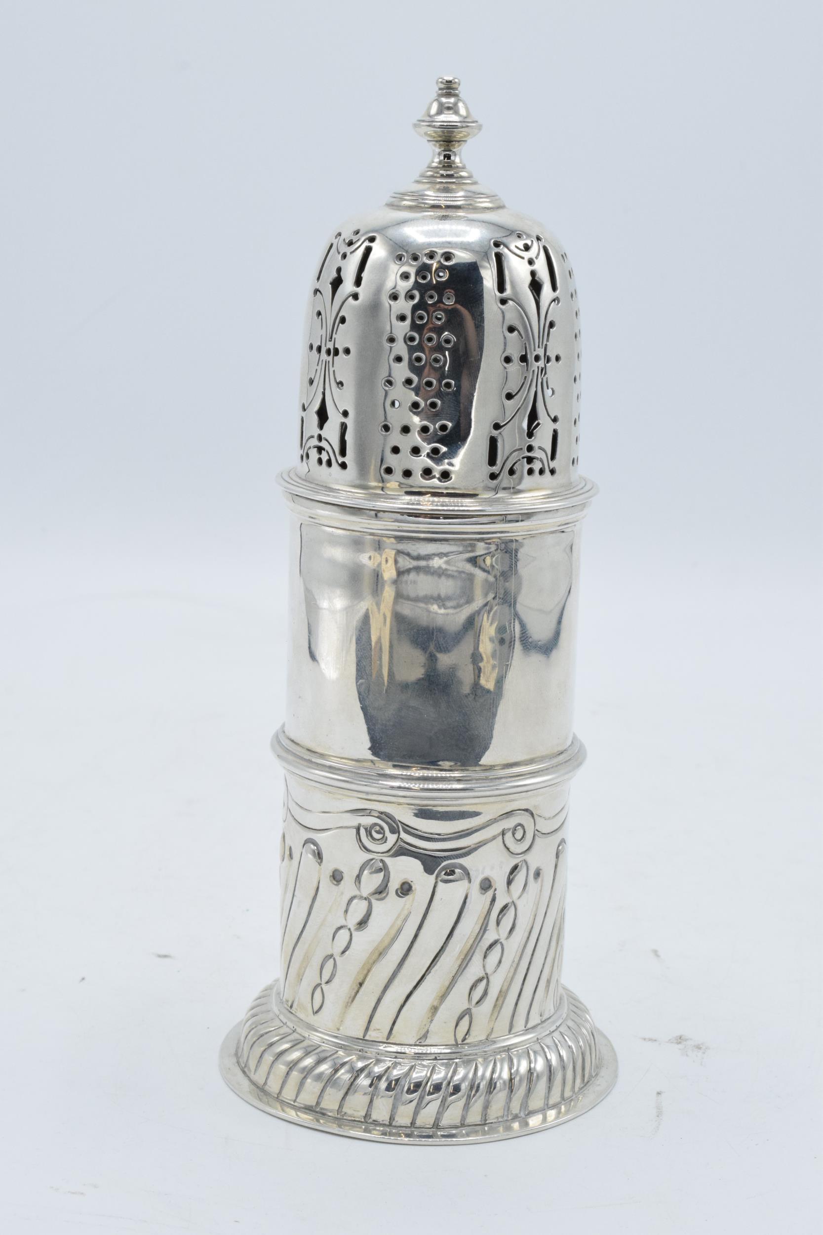 Large ornate silver sugar sifter / caster. 258.5 grams. Hallmarks on body rubbed. 19.5cm tall. In - Image 2 of 5