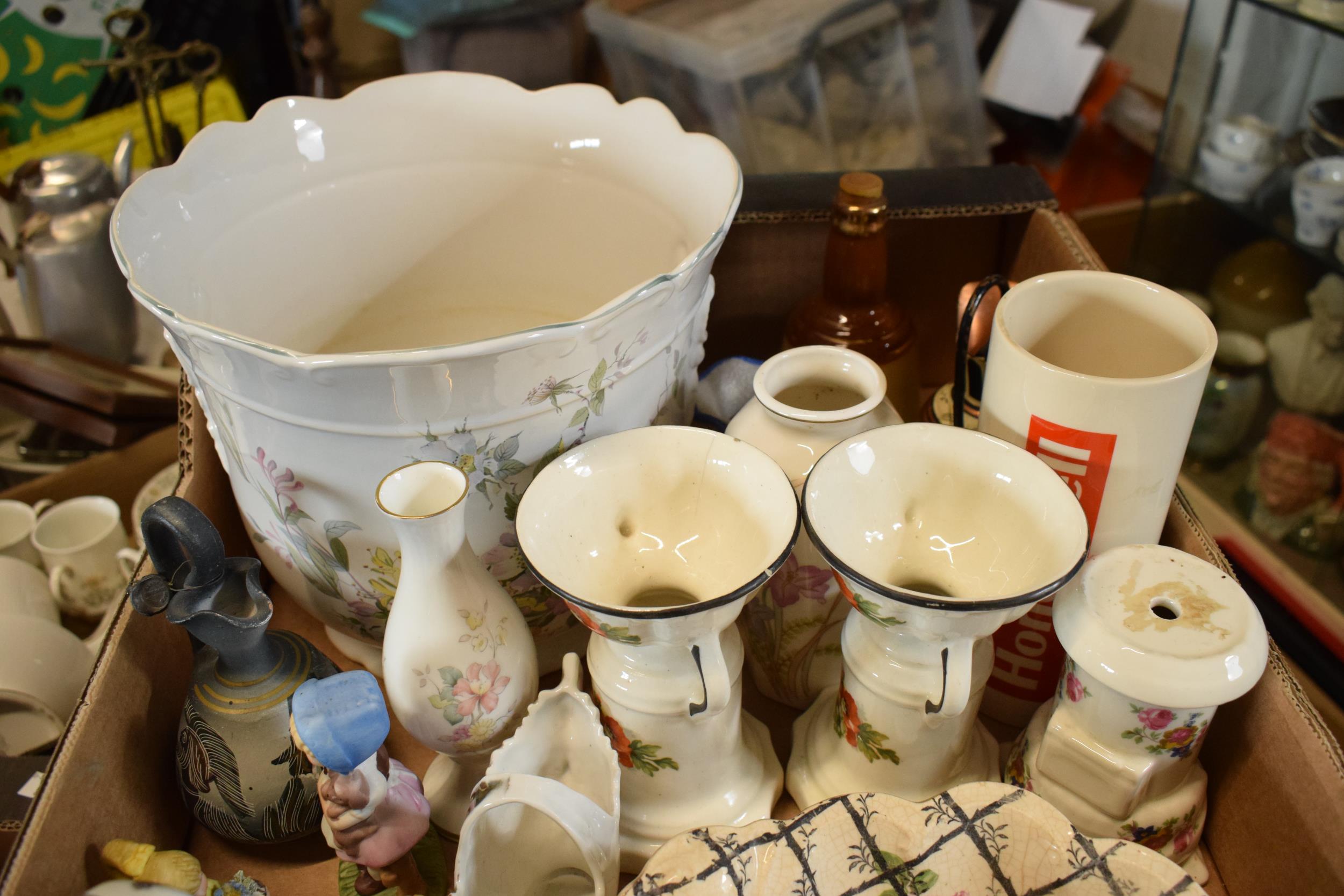 A mixed collection of pottery to include 20th century oriental items, pub advertising jugs, vases, - Image 2 of 4