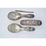 A collection of silver items in the Reynolds Angels design to include 2 large brushes, a smaller