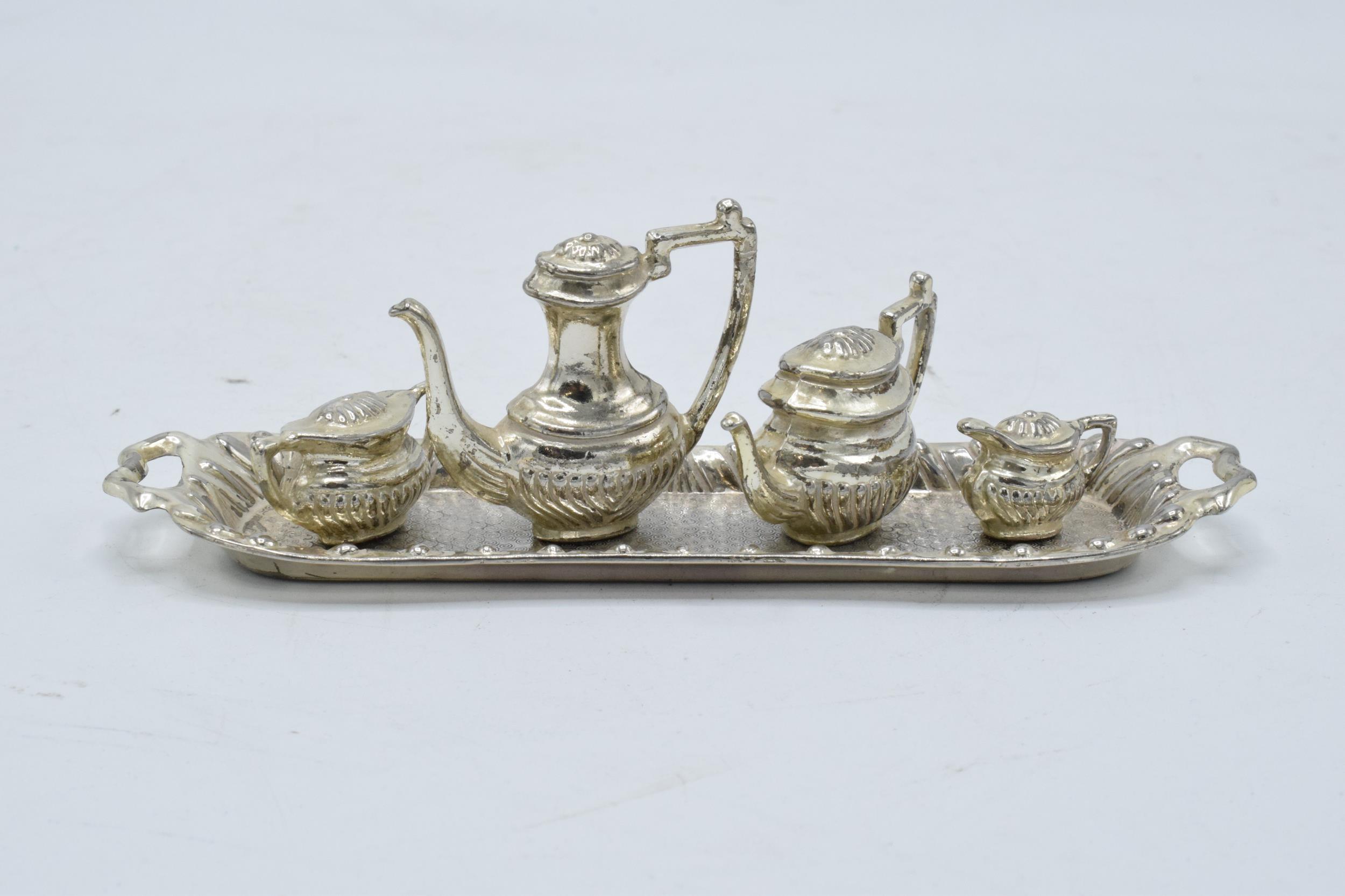 A miniature / dolls house silver plated tea and coffee set (5).