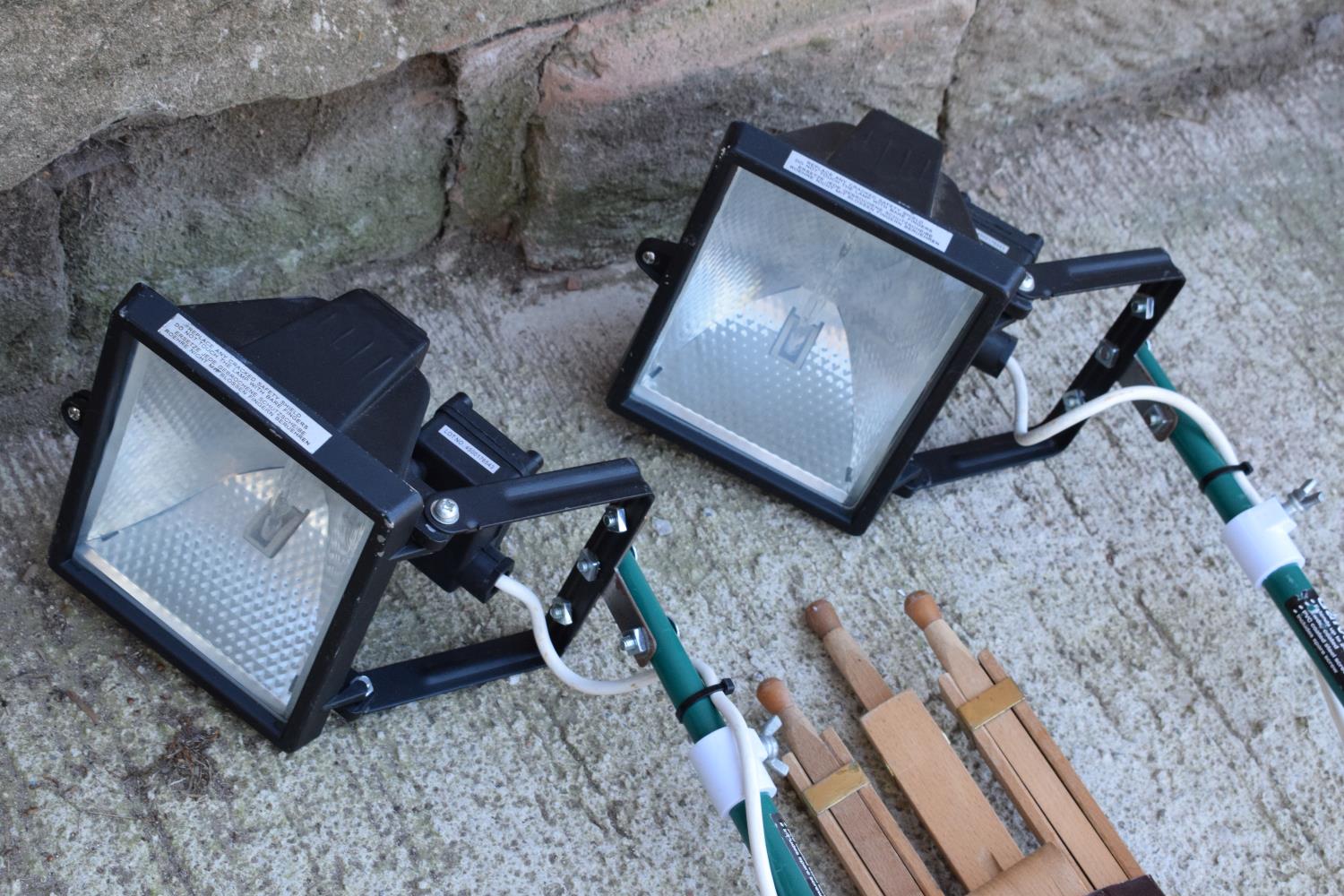 A pair of home made adjustable lighting stands which can be fixed to a table using the G clasp - Image 3 of 4