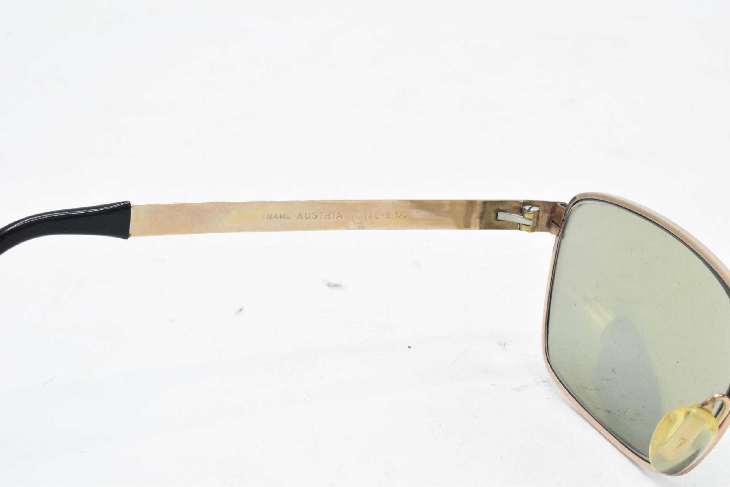 A pair of Viennaline gold plated vintage sunglasses fitted with prescription lenses in case. - Image 8 of 8