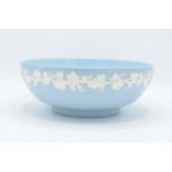 Wedgwood Queensware fruit bowl 27cm diameter. In good condition with no obvious damage or